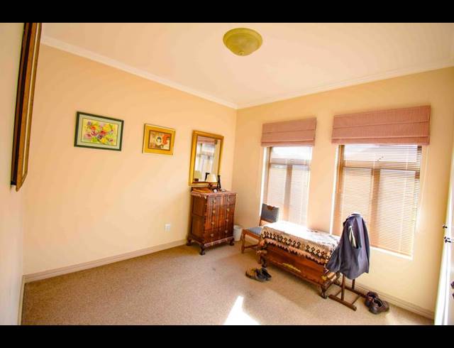 3 BEDROOM PROPERTY TO RENT IN KRAAIBOSCH MANOR
